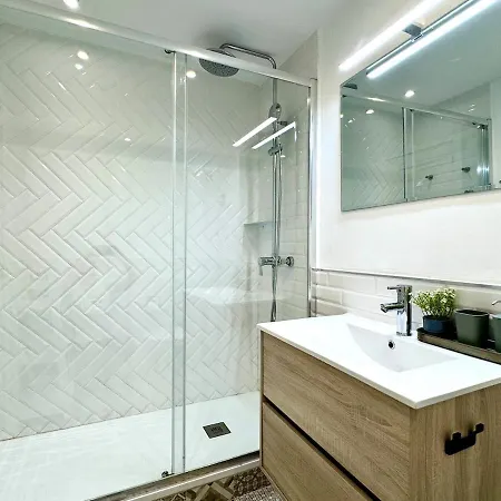 Beachside Cozy & Pool Apartman Cambrils
