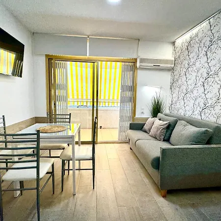 Beachside Cozy & Pool Cambrils