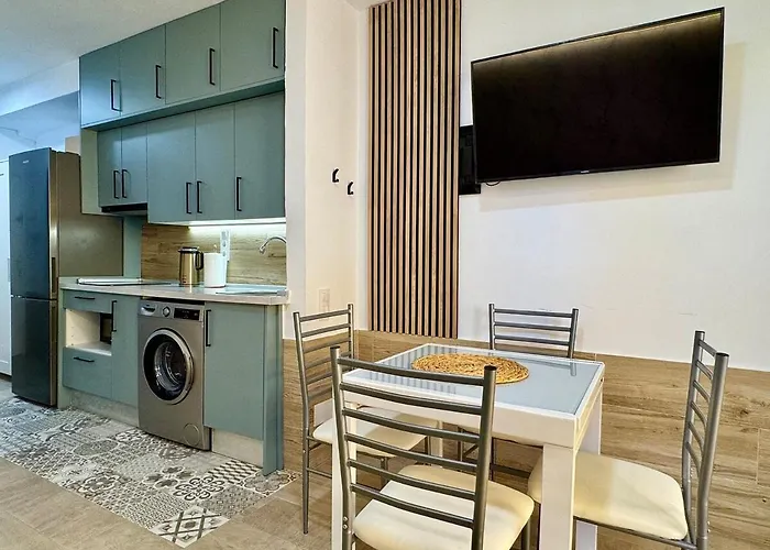 Appartement Beachside Cozy & Pool